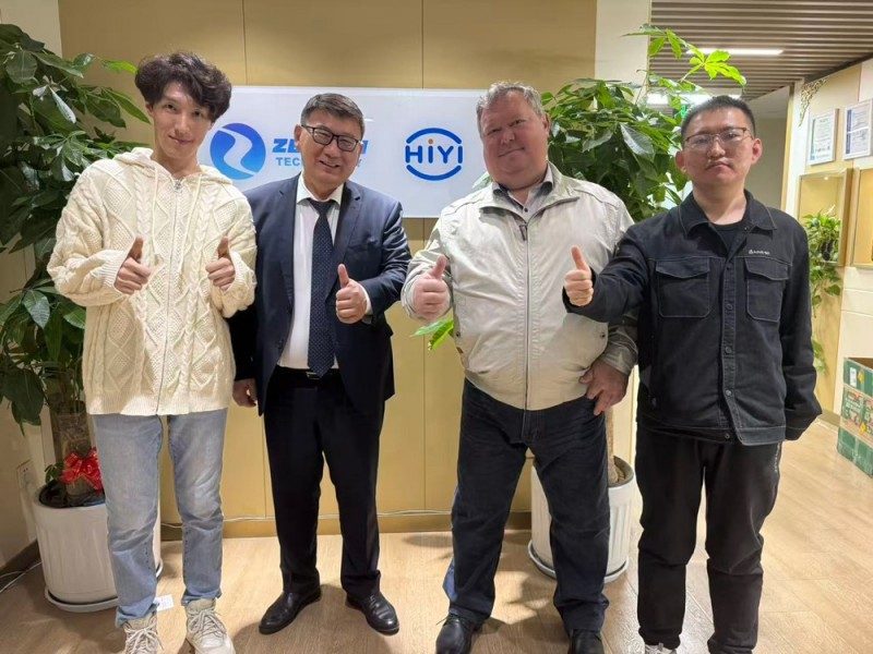 Mərkəzi Asiya bazarını genişləndirən qazaxıstanlı müştərilər qaz təhlükəsizliyinin yeni gələcəyini araşdırmaq üçün Zetron Texnologiyasını ziyarət etdilər.